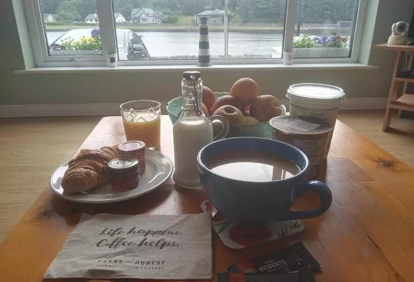 Aamiaismajoitus (B&B) Moorings Greenway