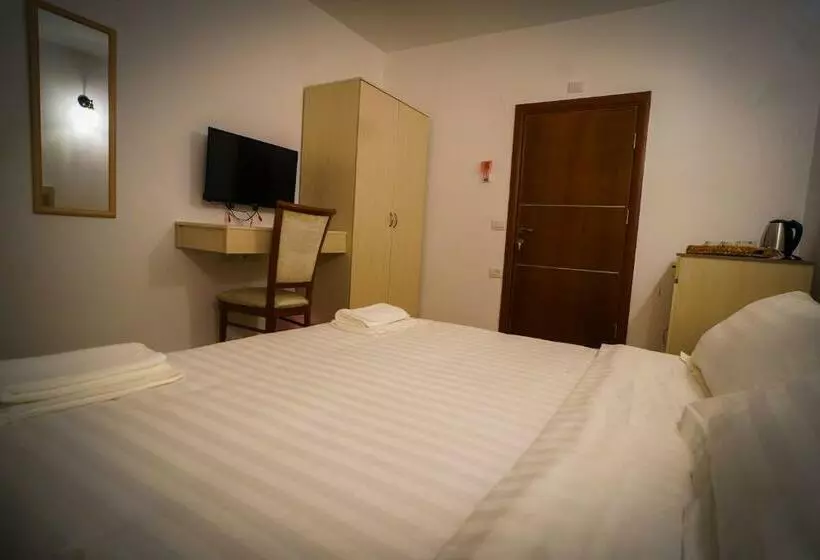 Eco Hostel