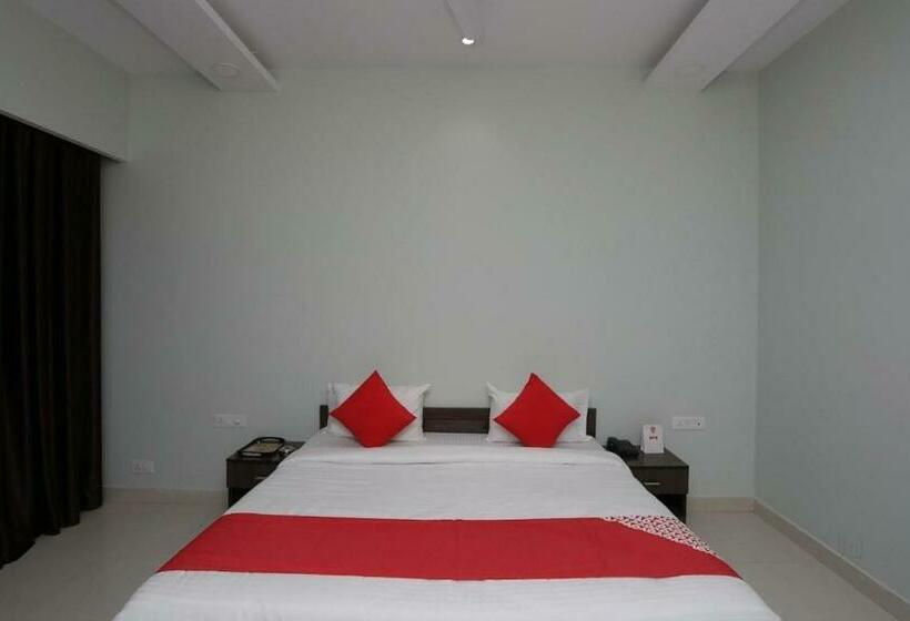 ホテル Kailash Mansarovar And Banquet Hall