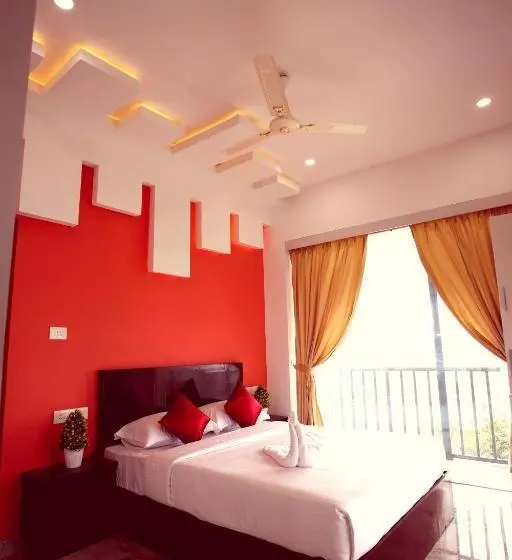 Hotelli Paadi Holidays Ramakkalmedu