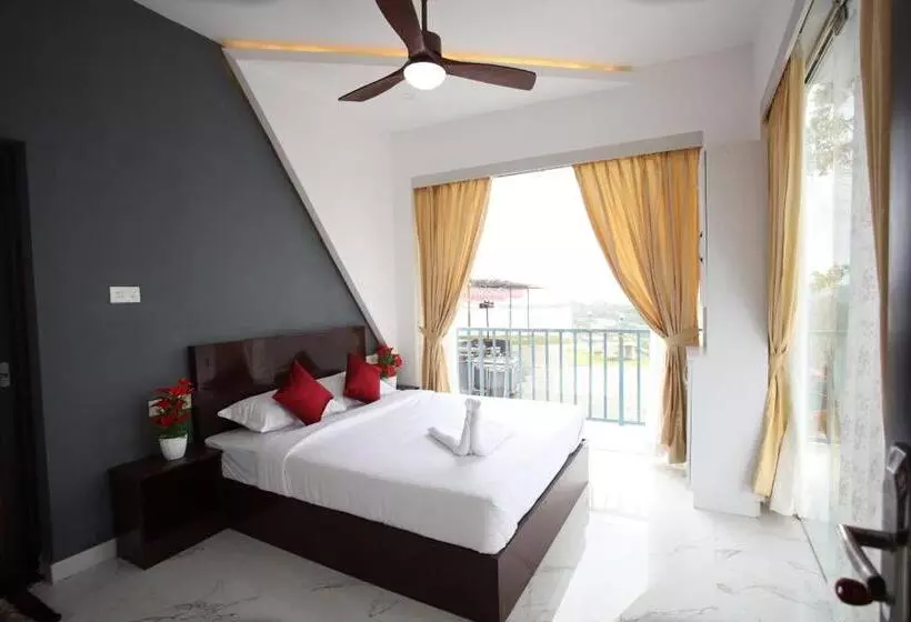 Hotelli Paadi Holidays Ramakkalmedu