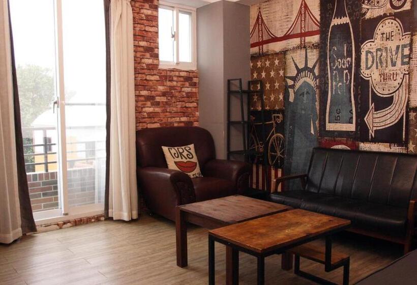 تختخواب و صبحانه 首爾한성民宿