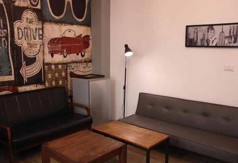 تختخواب و صبحانه 首爾한성民宿