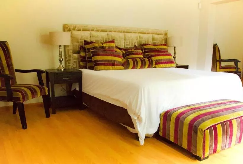 Hotelli Cedar Rest Boutique