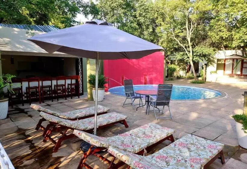 Hotelli Cedar Rest Boutique