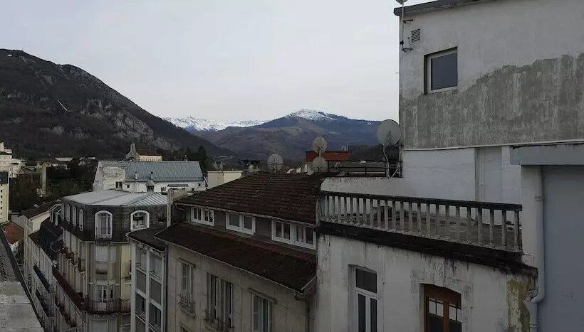 هتل Corona Lourdes