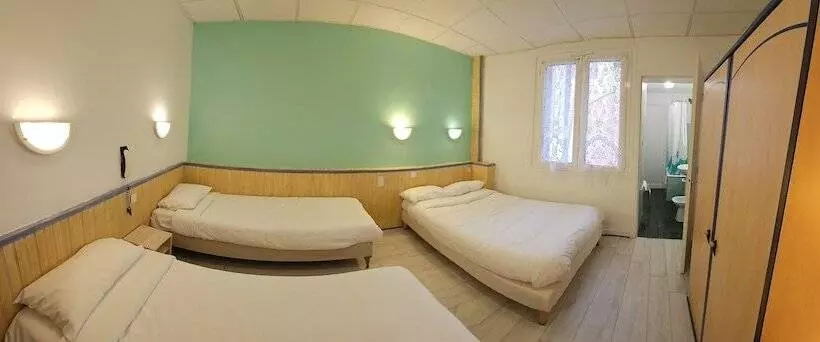 هتل Corona Lourdes