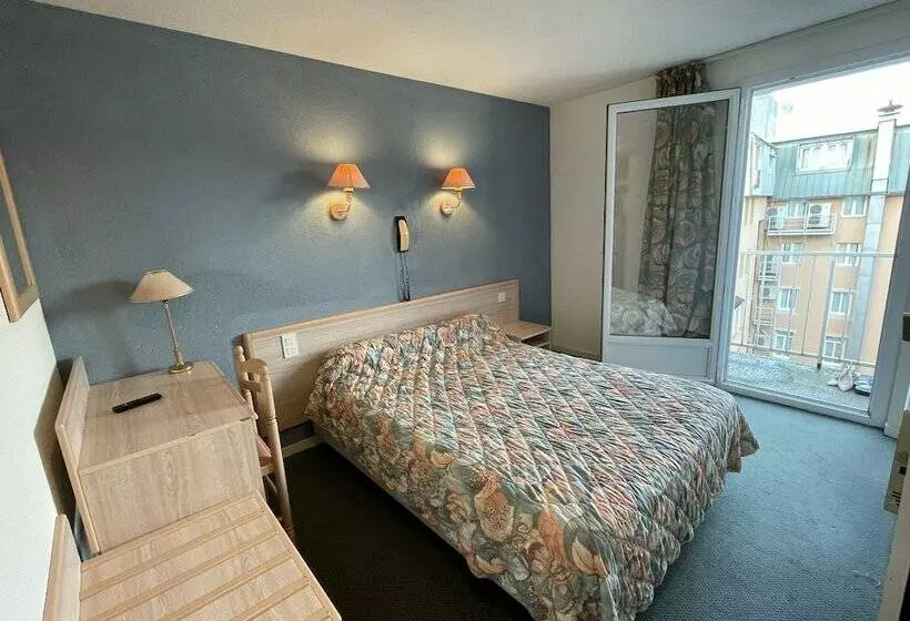 هتل Corona Lourdes