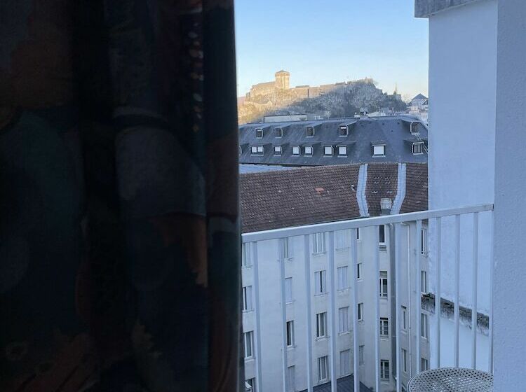 בית מלון כפרי Corona Lourdes