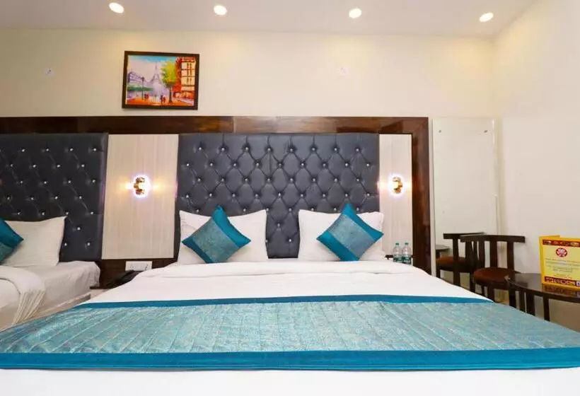 Airport Hotel Shivaka Inn