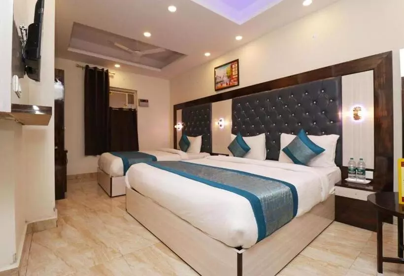 Airport Hotel Shivaka Inn