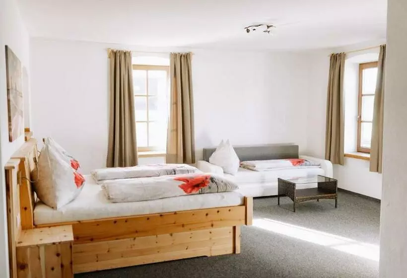 Hotelli Gasthof Franziskibad