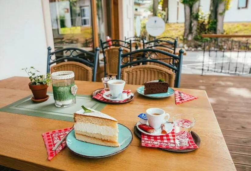 Hotelli Gasthof Franziskibad