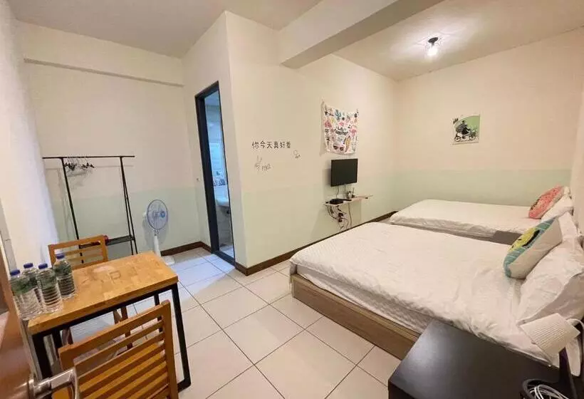 二街窩窩電梯民宿花蓮車站東出口second Street Nest Hostal