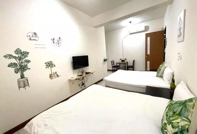 二街窩窩電梯民宿花蓮車站東出口second Street Nest Hostal