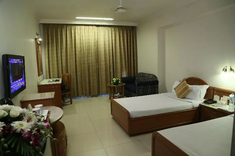 هتل Amar Vilas Indore