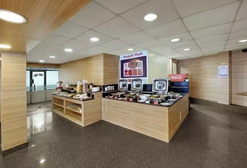 فندق Central Beacon