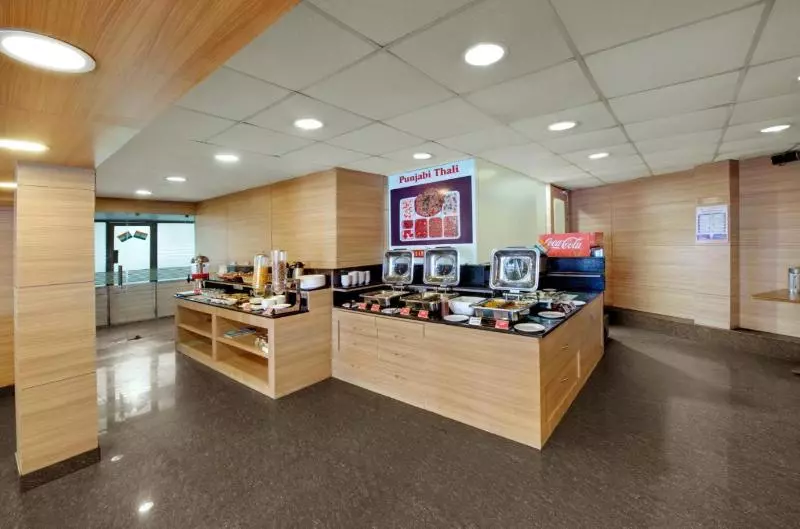 فندق Central Beacon