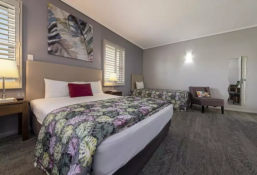 ホテル Coachmans Inn Warwick