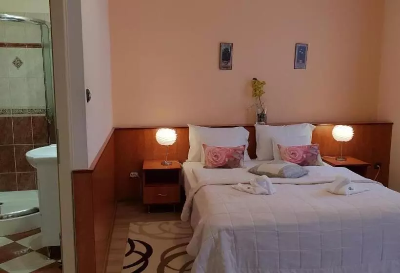 בית מלון כפרי Isabell Győr