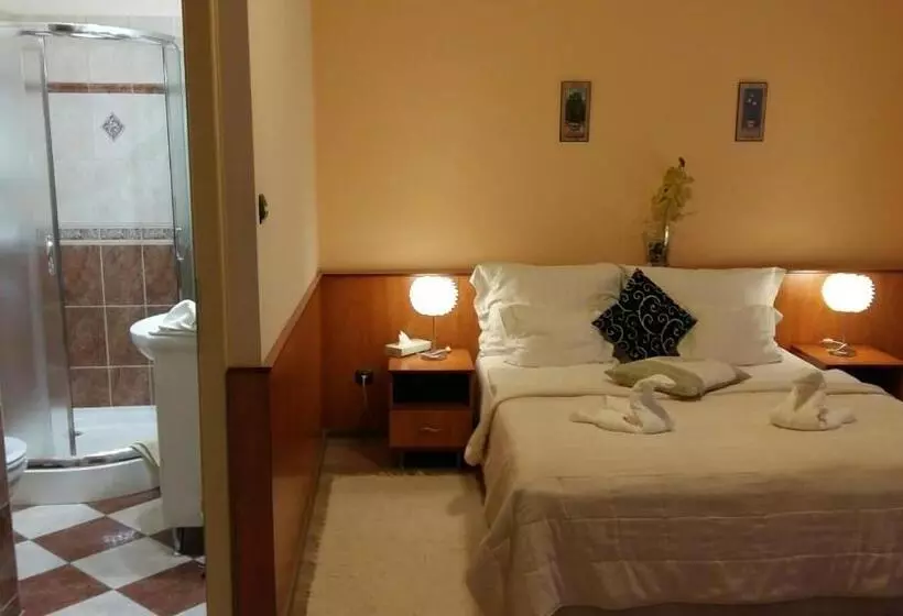 בית מלון כפרי Isabell Győr