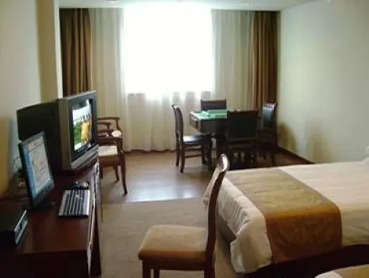 Отель Jiujiang Huaqi Holiday