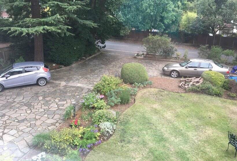 בית מלון כפרי Melford House