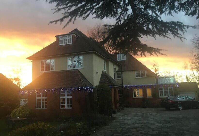 בית מלון כפרי Melford House