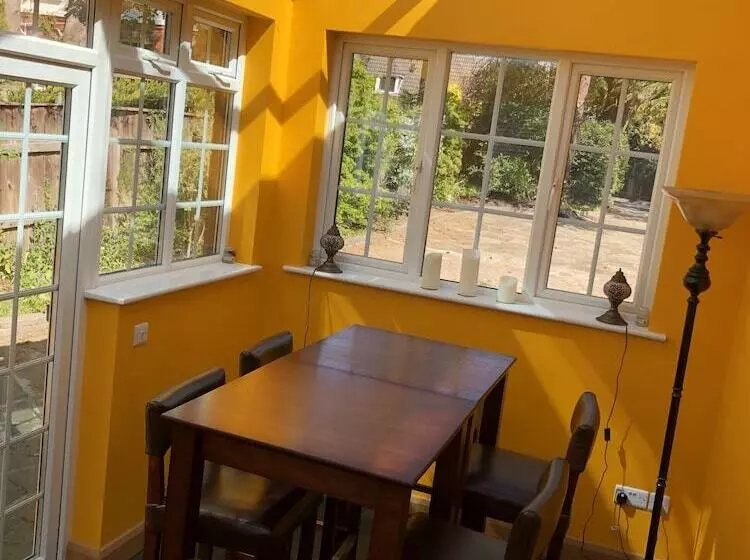 Отель Melford House