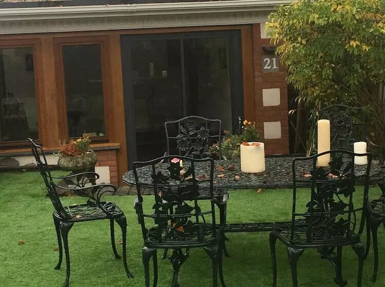 Отель Melford House