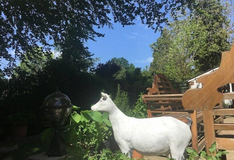 בית מלון כפרי Melford House