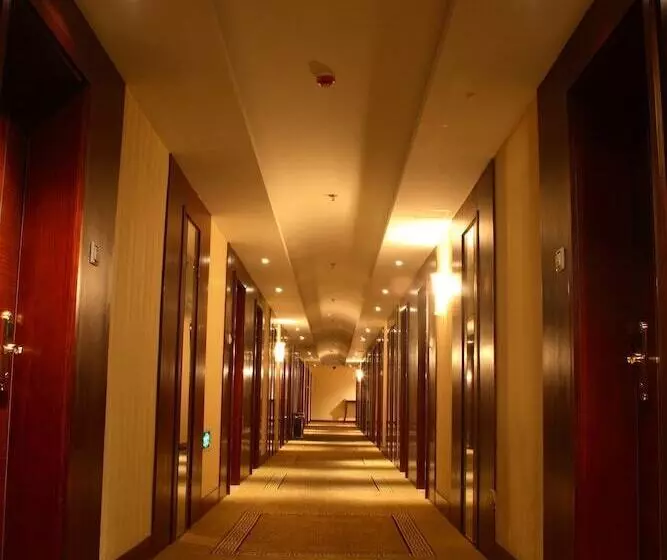 Отель Qingdao Chengyang Qiulin