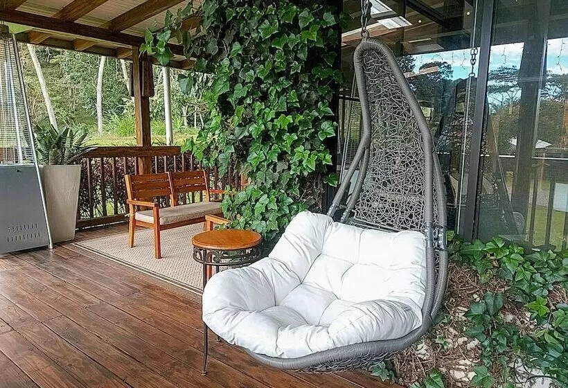 Hotel The Riverside Inn