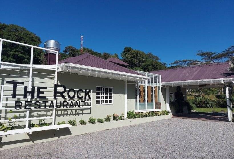 호텔 The Riverside Inn