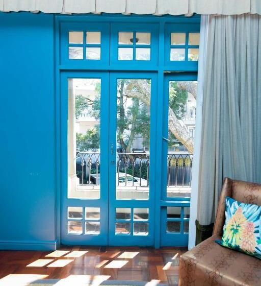 Отель The Winston