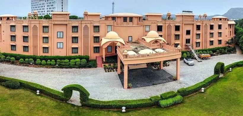 The Gold Palace & Resorts