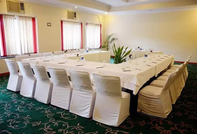 The Gold Palace & Resorts