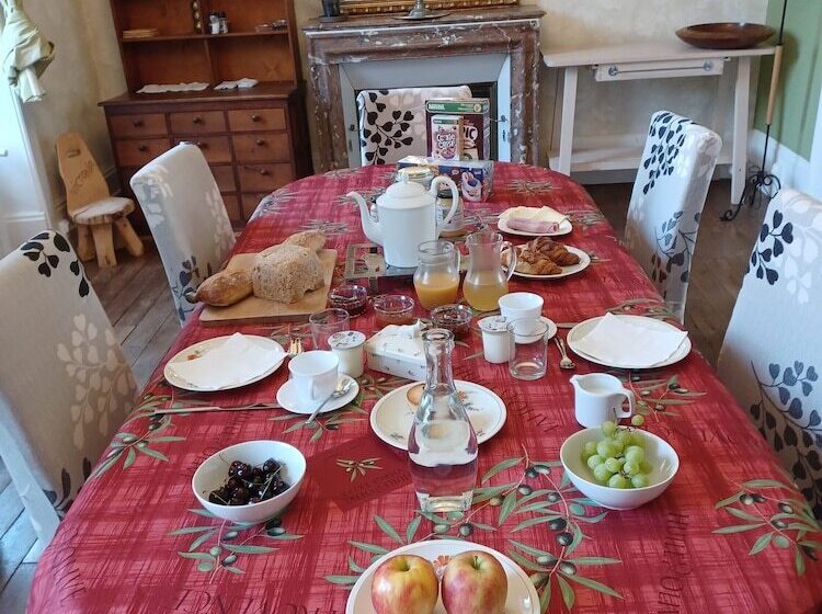 Bed and Breakfast Domaine De Savignac