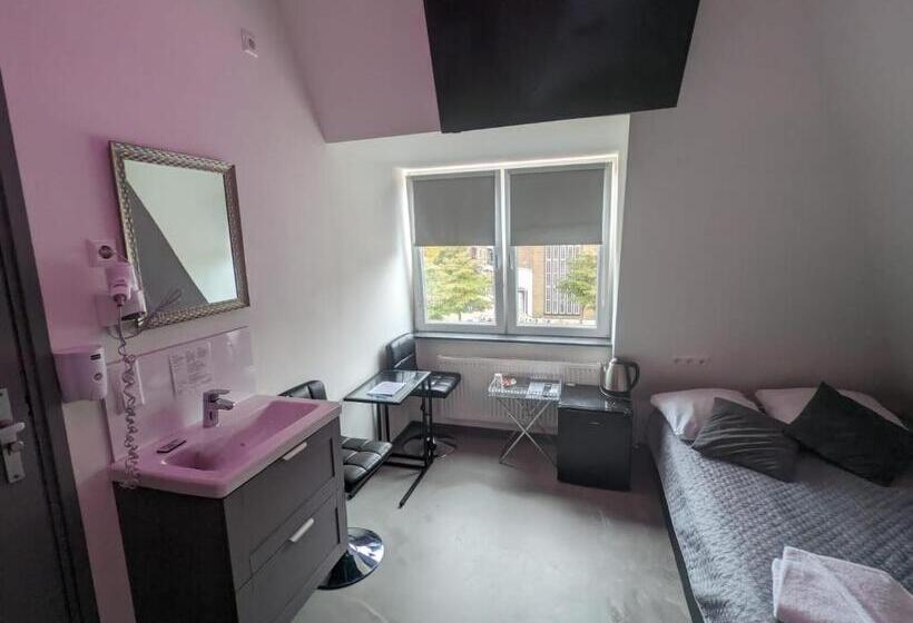 فندق Wellness Suite Utrecht