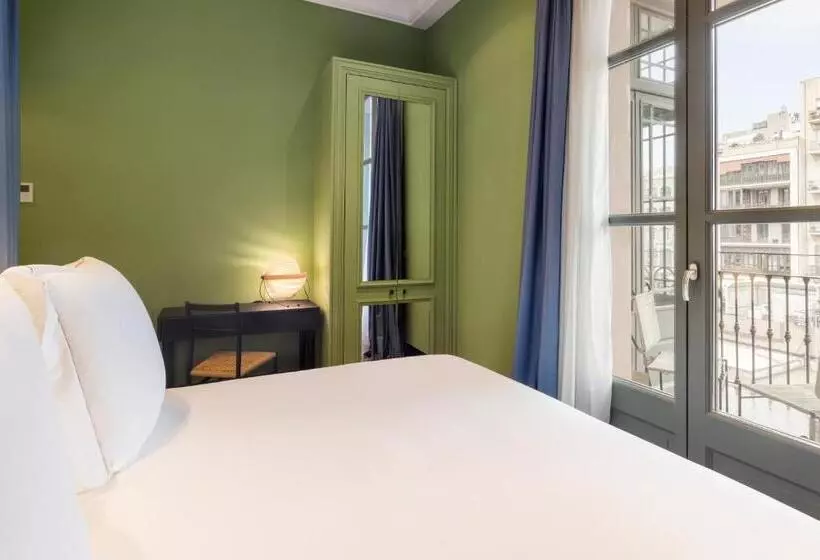 هتل One Shot Aragó