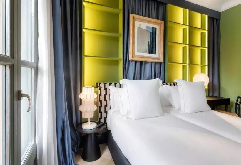 هتل One Shot Aragó