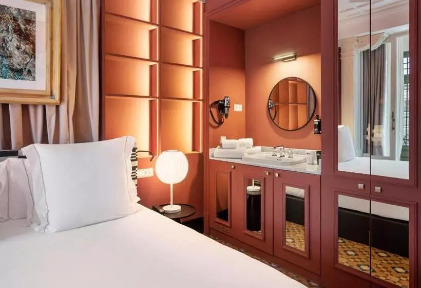 هتل One Shot Aragó