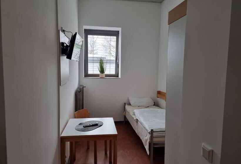 Laola Living   Hostel