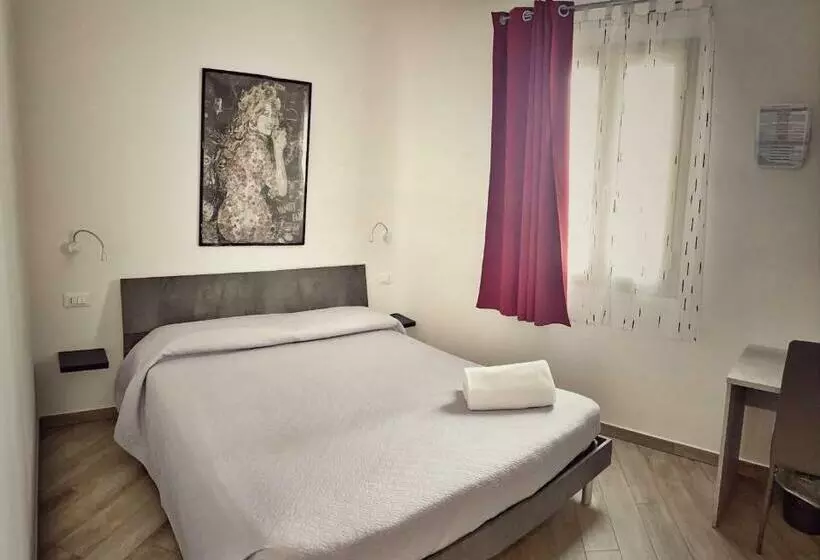 ペンション Domoblu Camere In Centro