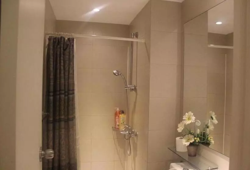 Azure Urban Resort A4 Near Airport Mall With Wavepool