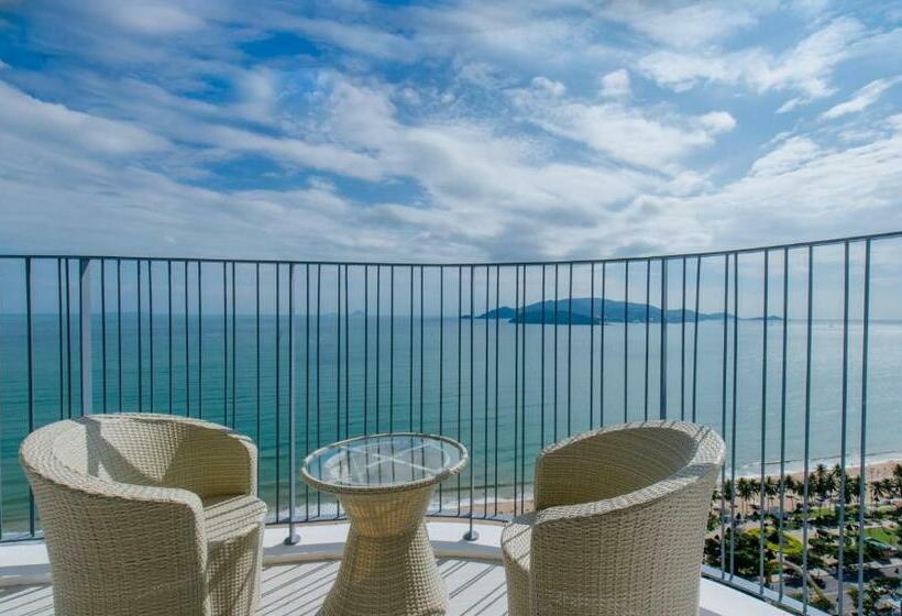 Panorama Star Beach Nha Trang