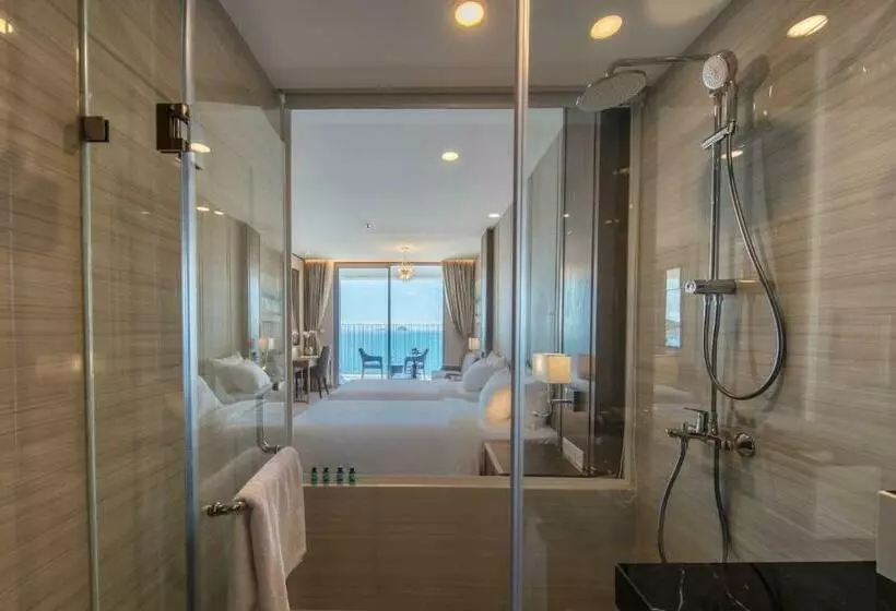Panorama Star Beach Nha Trang