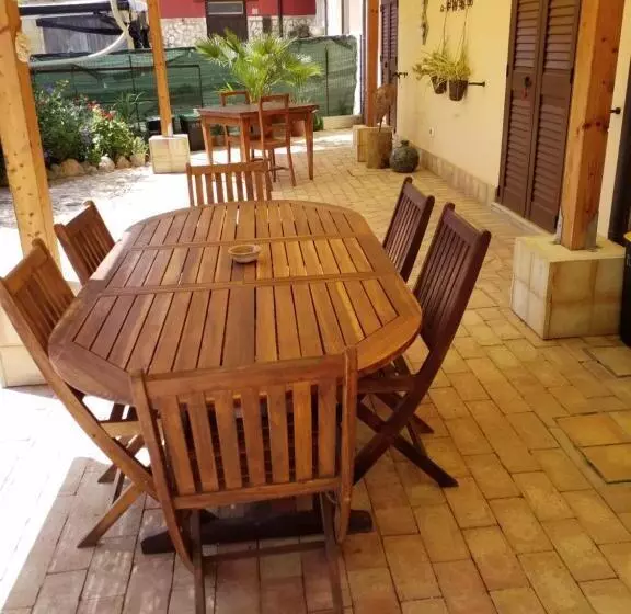 پانسیون Agrialma