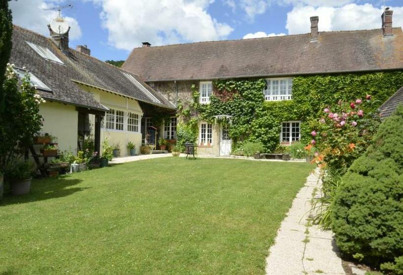 بنسيون Au Bon Maréchal