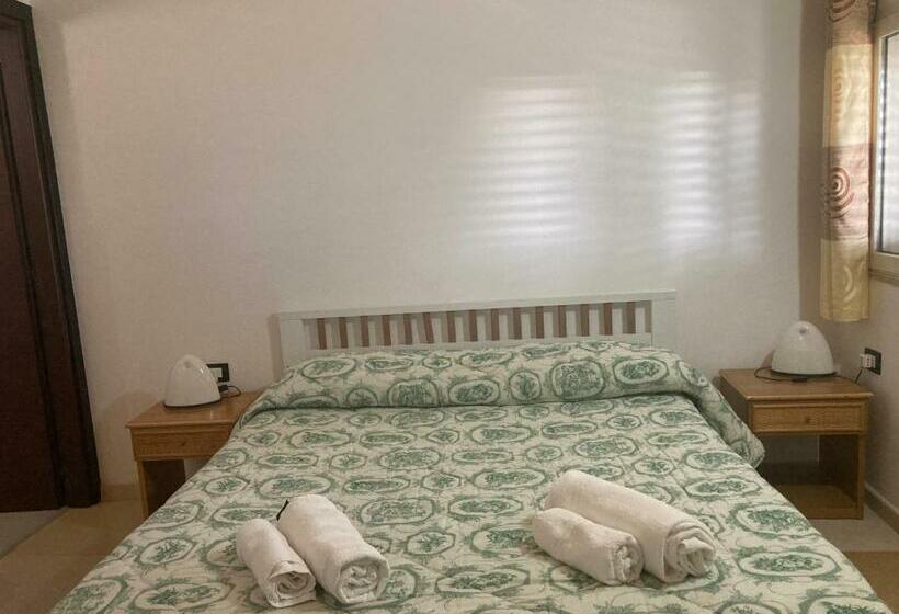 膳宿费 Baia Degli Ulivi